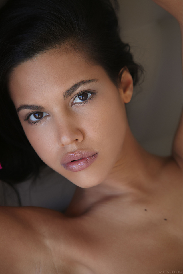 'Exotic Brunette Apolonia Via Met-Art' with Apolonia via Met-Art - Pic #13