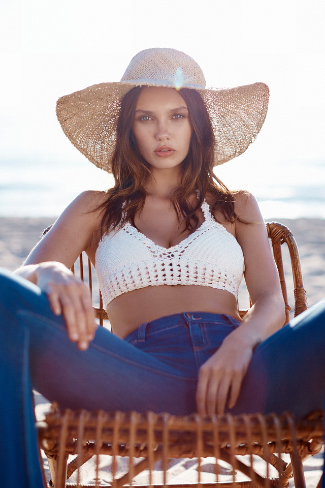 'Busty Mainstream Hottie Emily Jean Bester' with Emily Jean Bester via Mr Skin - Pic #11