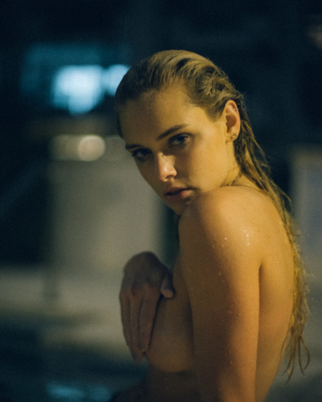 'Busty Blonde Hottie Ellie Ottaway' with Ellie Ottaway via Mr Skin - Pic #4