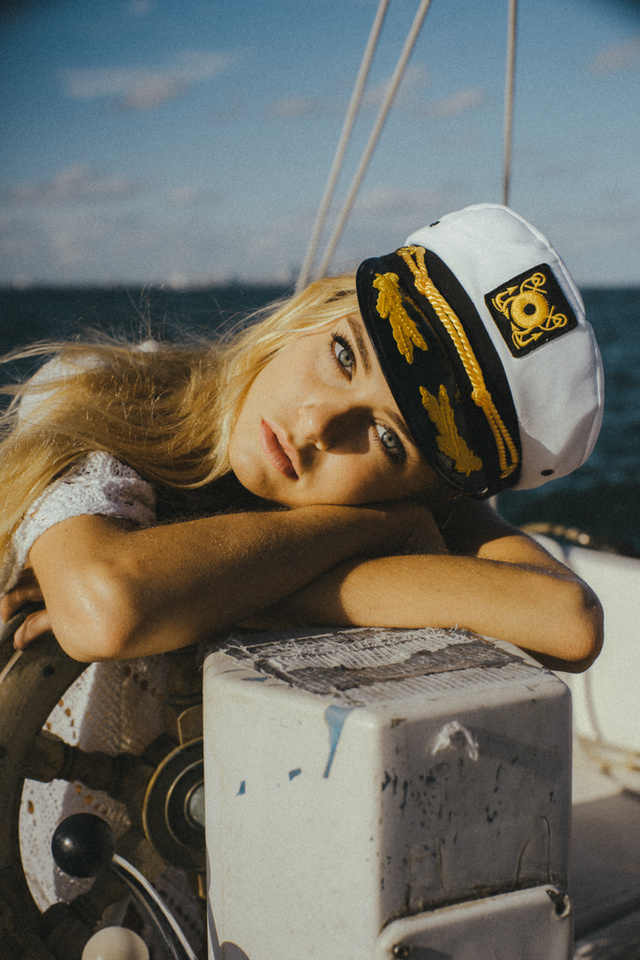 'Busty Blonde Hottie Ellie Ottaway' with Ellie Ottaway via Mr Skin - Pic #6