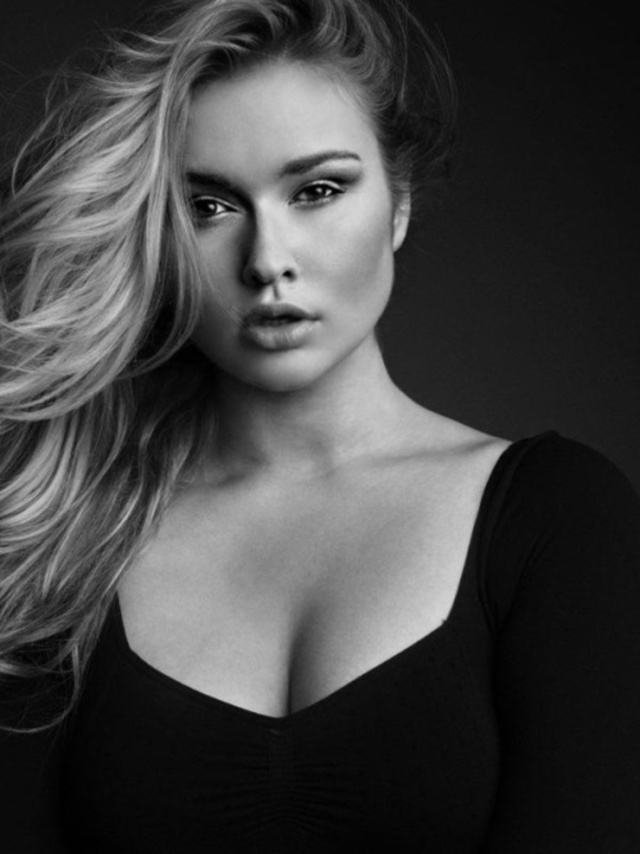 'Plus Size Goddess' with Hunter Mcgrady via Mr Skin - Pic #4