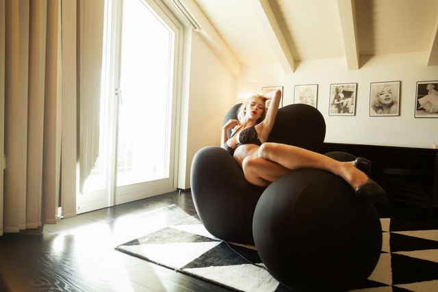 'Favourite Bombshell' with Natasha Legeyda via Mr Skin - Pic #10