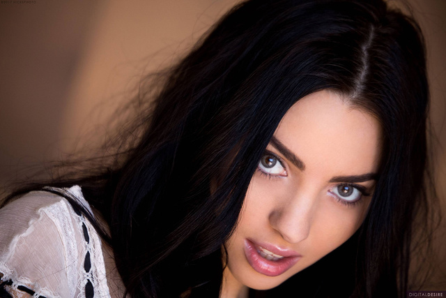 'Araya Acosta Via Digital Desire' with Araya Acosta via Digital Desire - Pic #2
