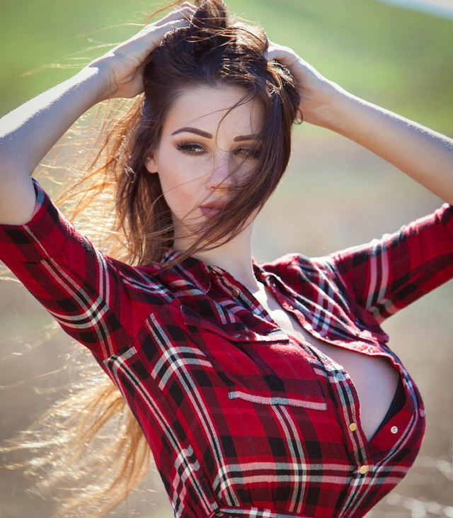 'Brace Yourself For Busty Bombshell Alina Lewis' with Alina Lewis via Mr Skin - Pic #7