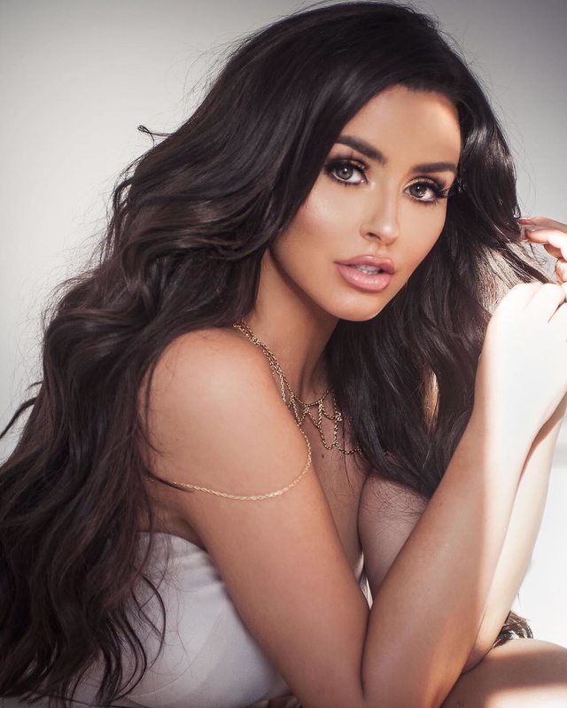 'Best Of Busty Bombshell Abigail Ratchford 2017' with Abigail Ratchford via Mr Skin - Pic #1