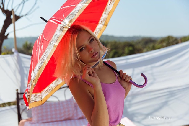 'Liza Via Famegirls' with Liza via Fame Girls - Pic #1