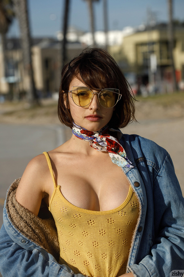 'Basil Navas Via Zishy' with Basil Navas via Zishy - Pic #3