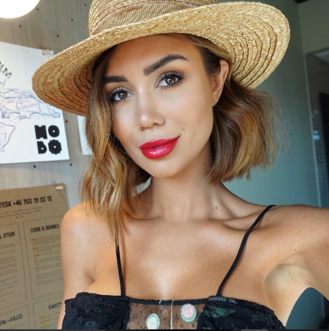 'Instagram Hottie Pia Muehlenbeck' with Pia Muehlenbeck via Mr Skin - Pic #8