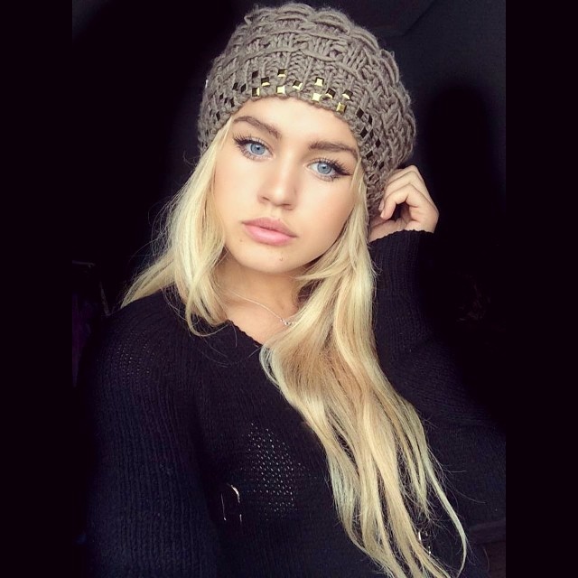 'Daenerys's Body Double Rosie Mac' with Rosie Mac via Mr Skin - Pic #5