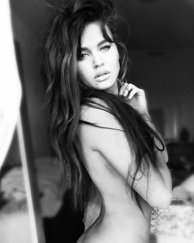 'Daenerys's Body Double Rosie Mac' with Rosie Mac via Mr Skin - Pic #9