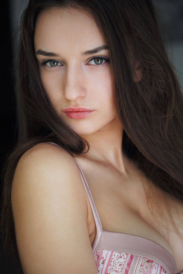 'Gloria Sol Via Met-Art' with Gloria Sol via Met-Art - Pic #2