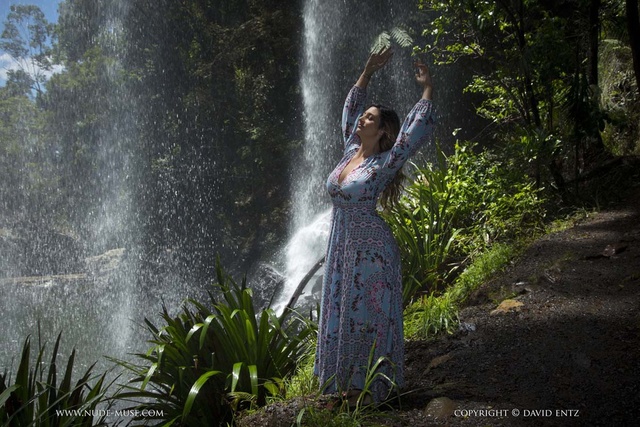 'Paradise' with Scarlett Morgan via Nude-Muse - Pic #1