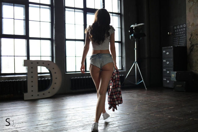 'Hot Shorts' with Nicoleq via StasyQ - Pic #3