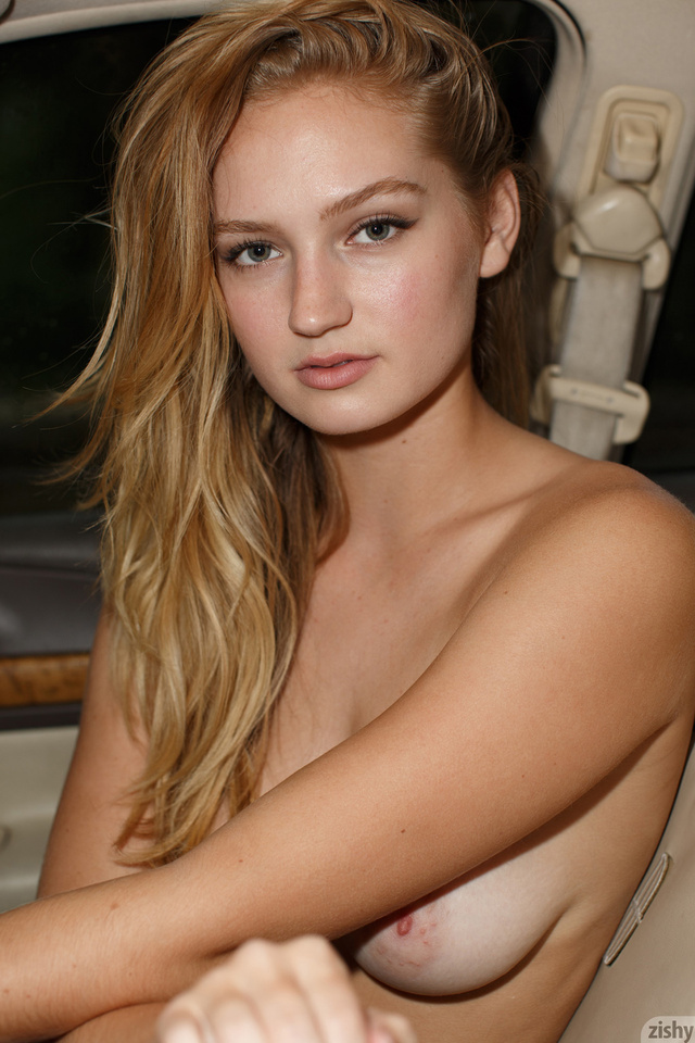 'Nature Lover' with Ellen Kennedy via Zishy - Pic #1