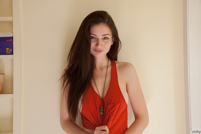 'Loose Red Tank Top' with Adolisca Cooley via Zishy - Pic #2