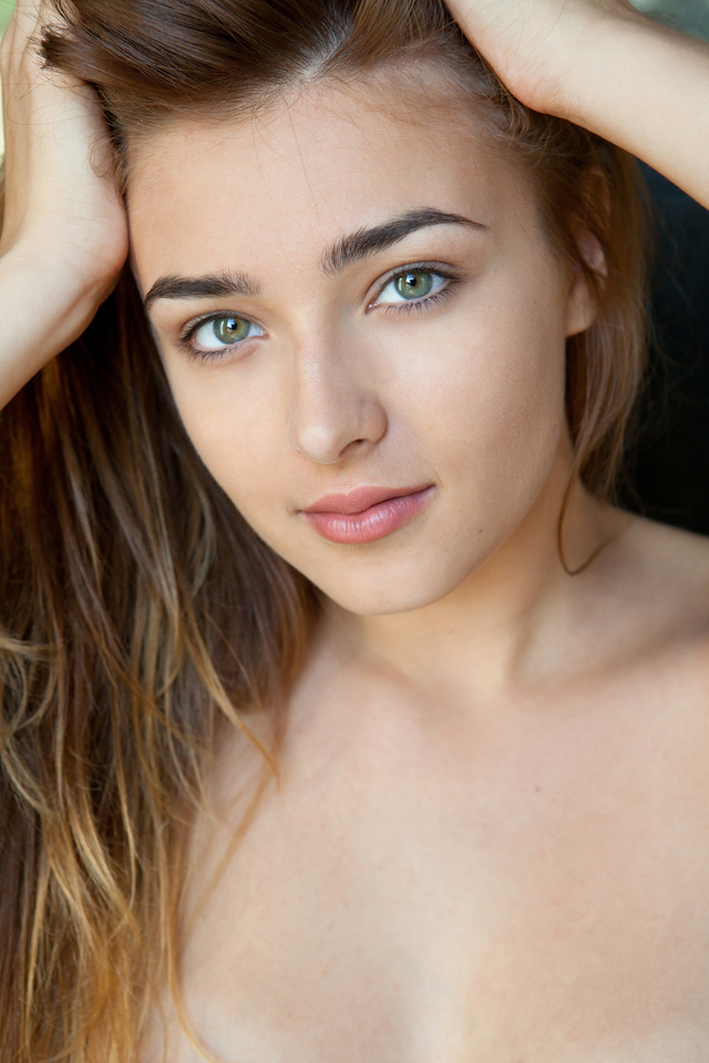 'Emerald Green' with Adriana F via Met-Art - Pic #1