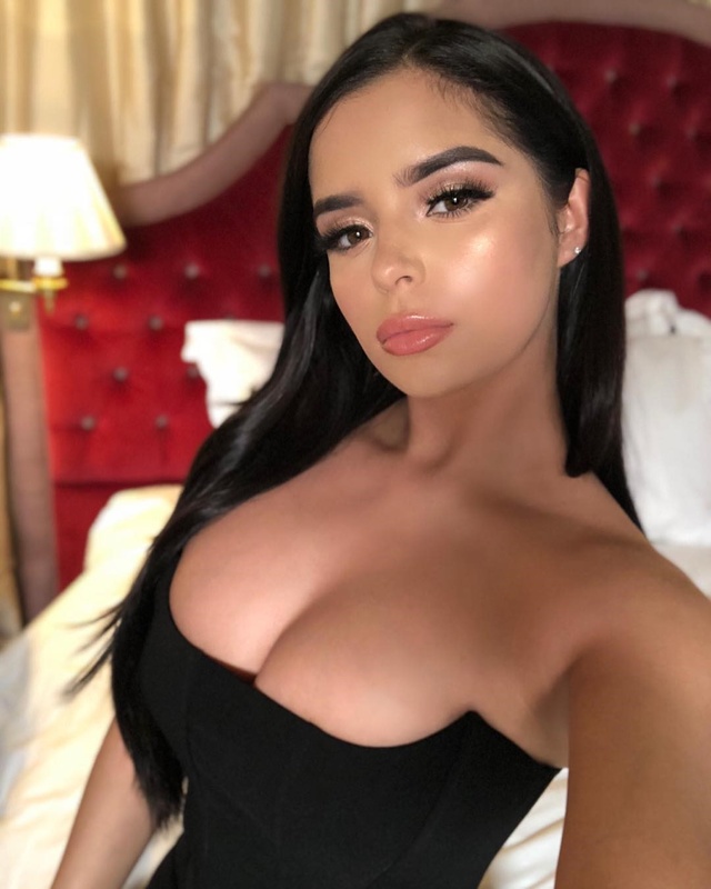 'Candids 2019' with Demi Rose Mawby via Mr Skin - Pic #5