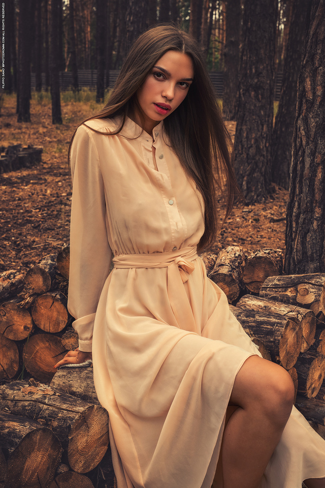 'In The Woods' with Alina via Photodromm - Pic #2