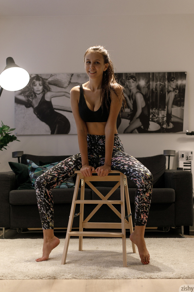 'Naked Stretching' with Jessica Albanka via Zishy - Pic #3