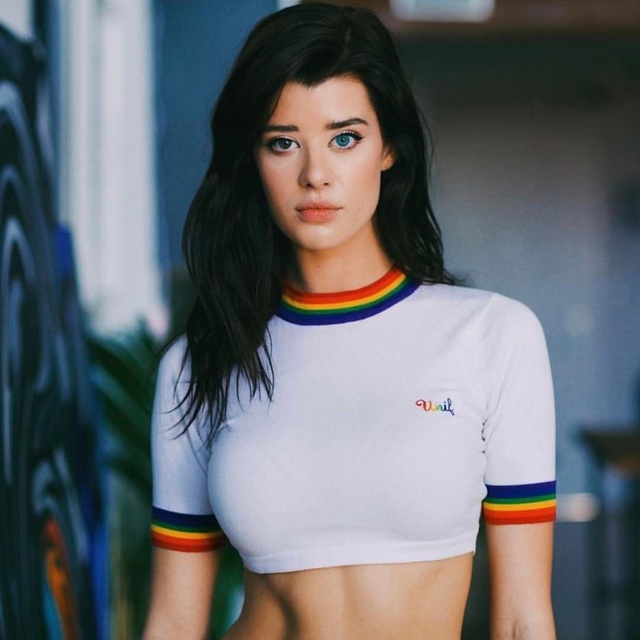 'Busty Goddess With Bicolor Eyes' with Sarah Rose Mcdaniel via Mr Skin - Pic #6