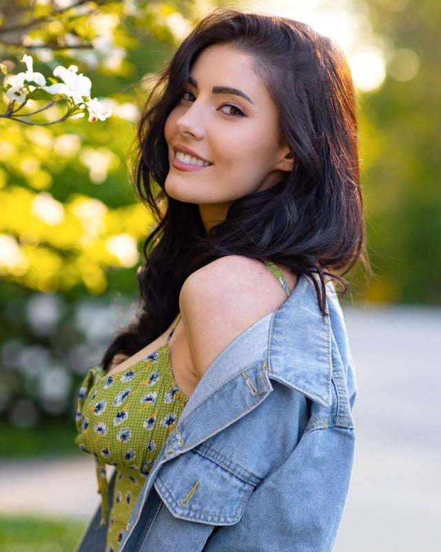 'Busty YouTube Sensation' with Erin Olash via Mr Skin - Pic #3