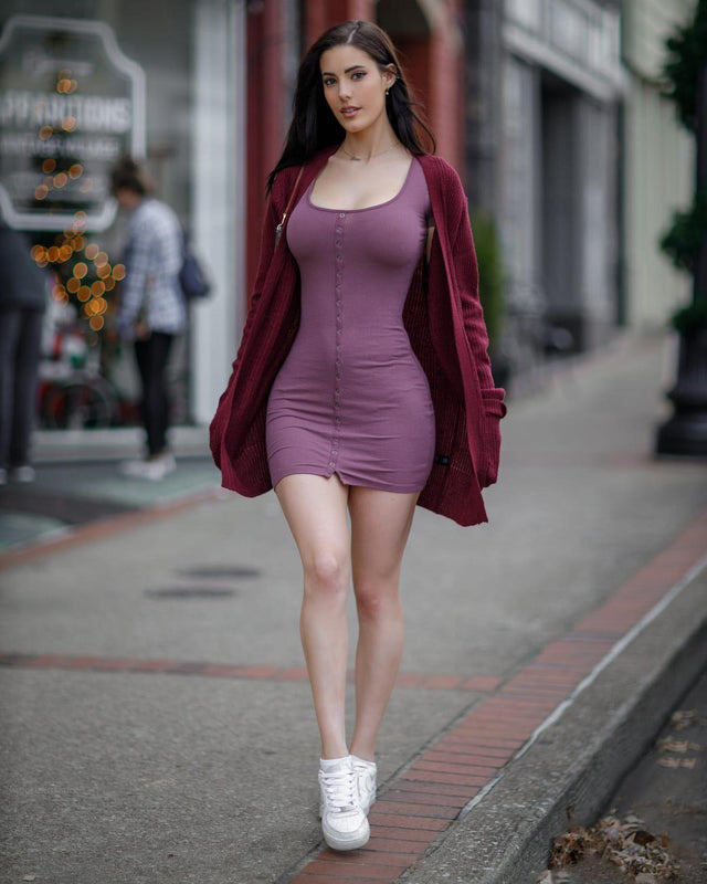 'Busty YouTube Sensation' with Erin Olash via Mr Skin - Pic #5