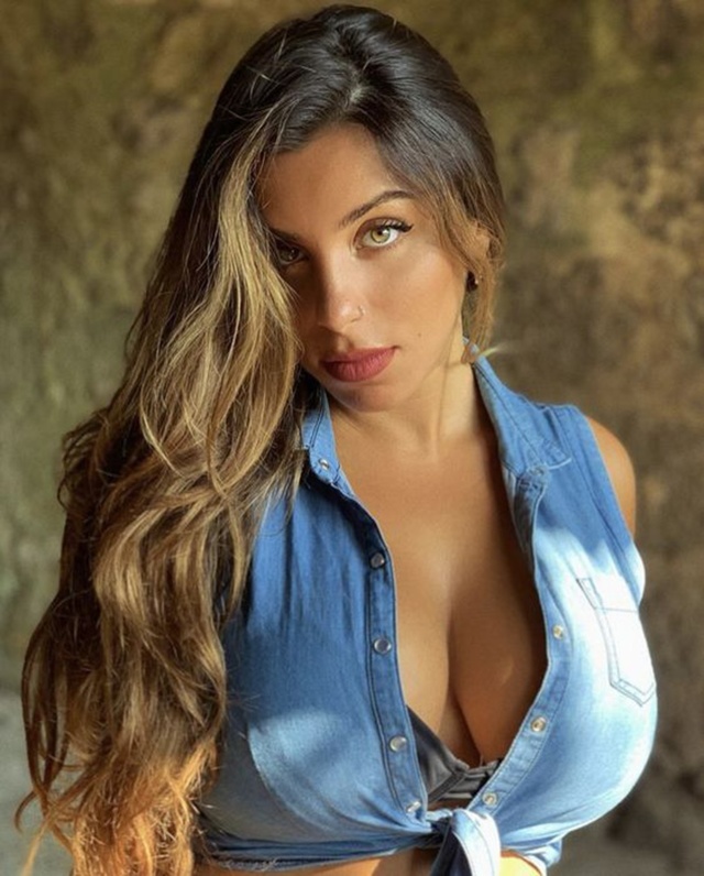 'Ticc Babe' with Tammy Bar via Mr Skin - Pic #5