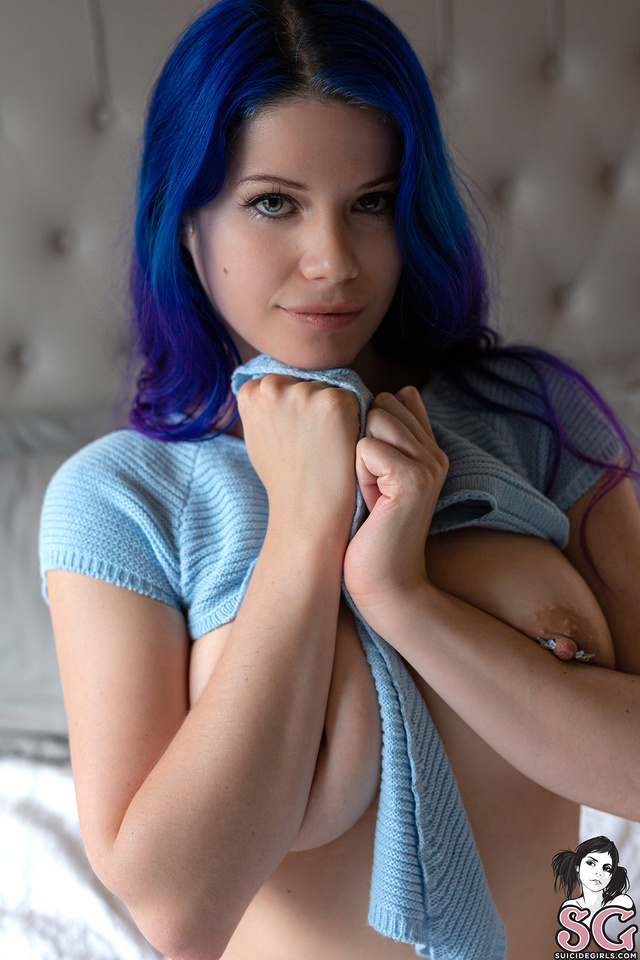'Undo Me' with Aprilblaze via Suicide Girls - Pic #4