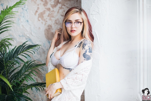 'Cute And Busty' with Alenagzhel via Suicide Girls - Pic #3