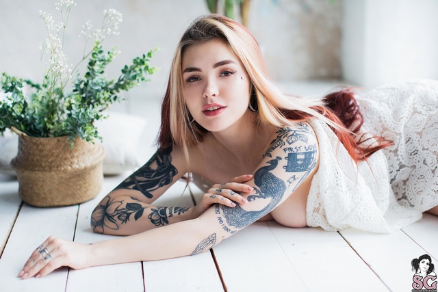 'Cute And Busty' with Alenagzhel via Suicide Girls - Pic #10